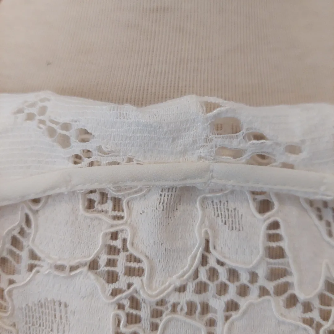 Gerard Darel White Lace Top | Gently used |