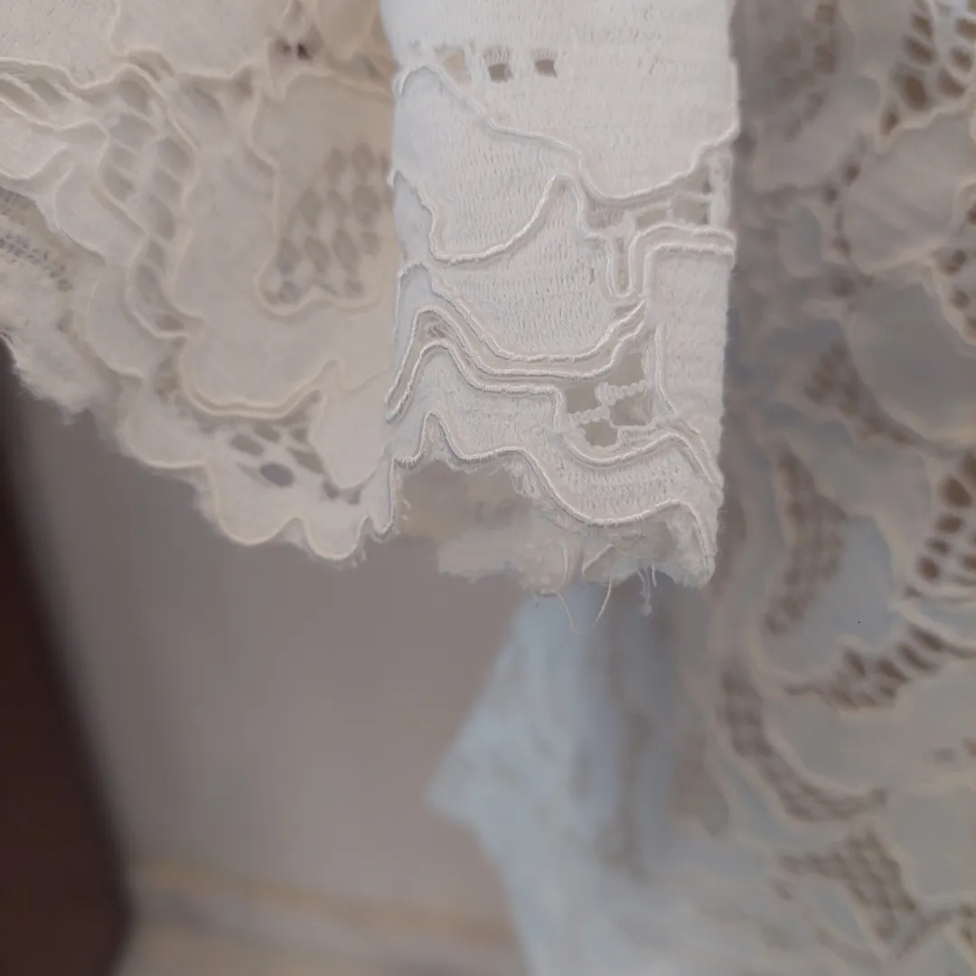 Gerard Darel White Lace Top | Gently used |