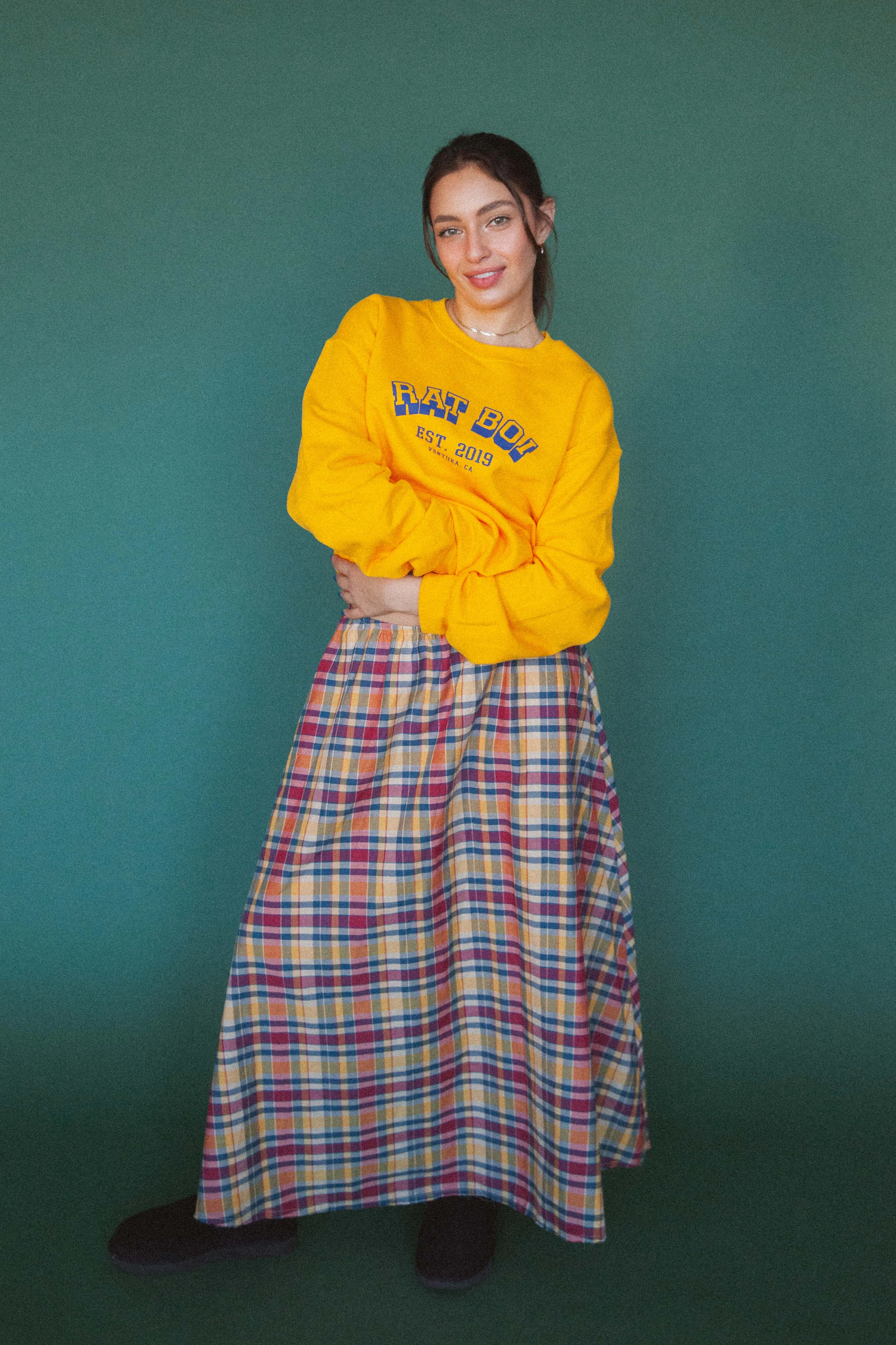 VARSITY PULLOVER IN BUFF